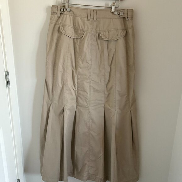 MNG (Mango) A-line Khaki Maxi Skirt Front and Back Pockets Pleated Back Sz 12 - Picture 2 of 5